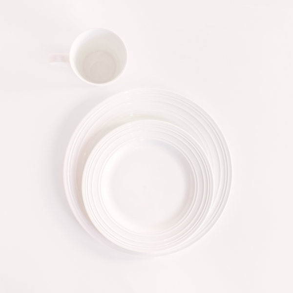 White Rimmed Dinnerware